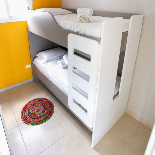 bunk bed 403