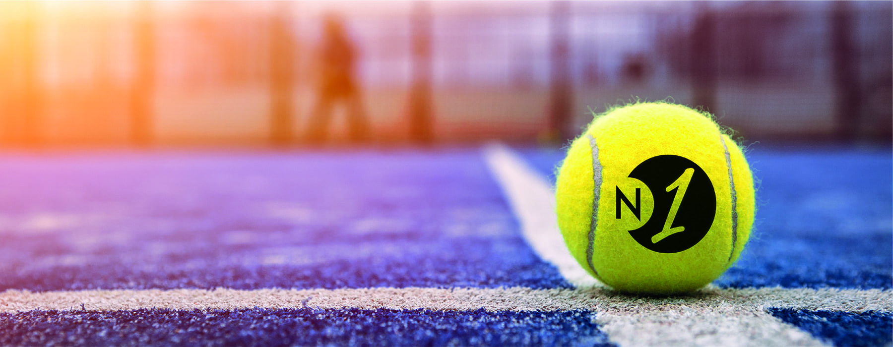 NUCLEON1: ICONIC PADEL BALLS.