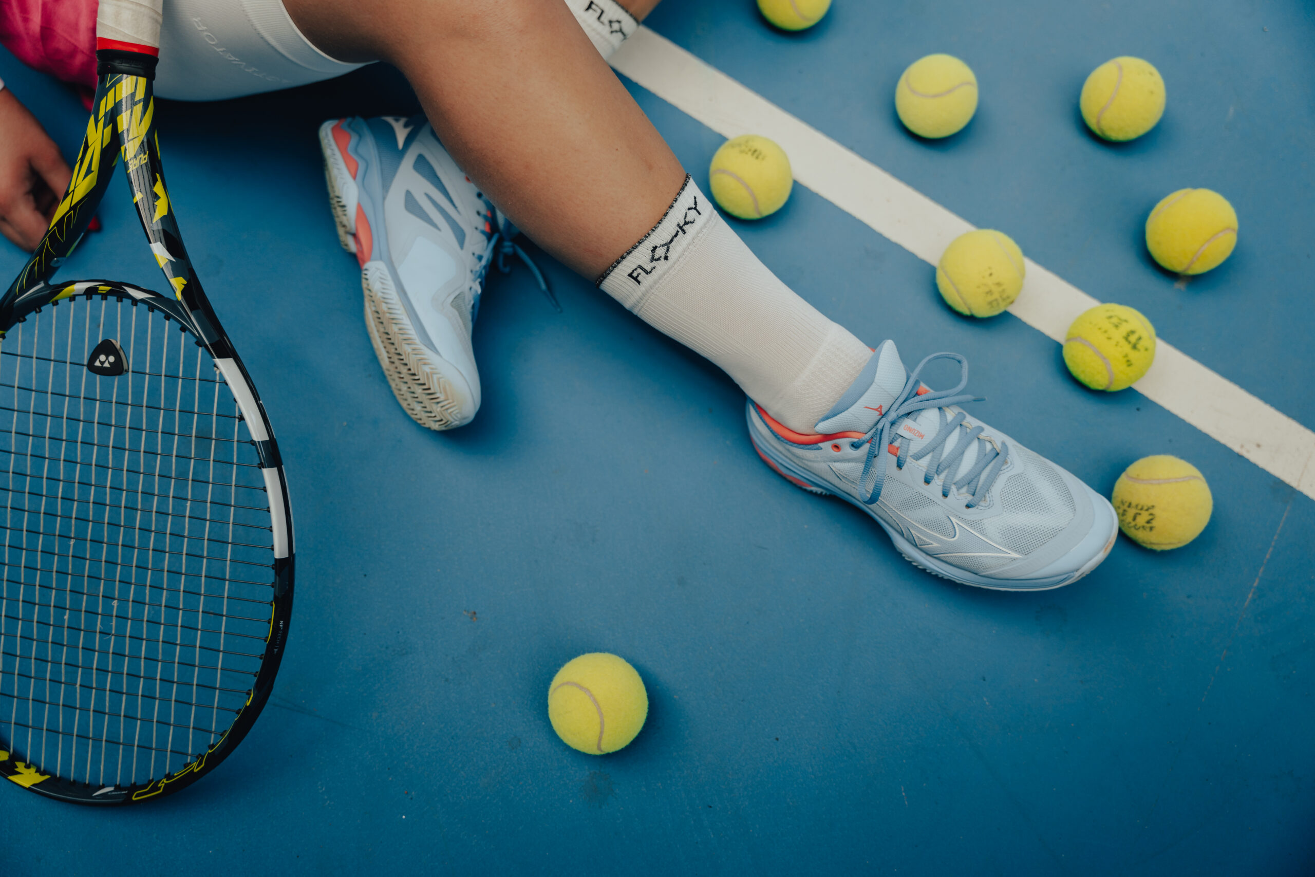 FLOKY: BIOMECHANICS APPLIED TO PADEL